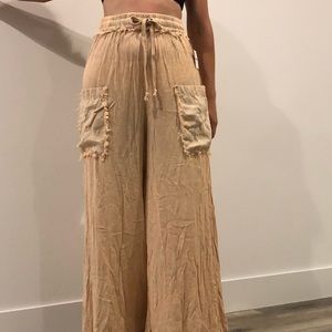 Wide leg Pants